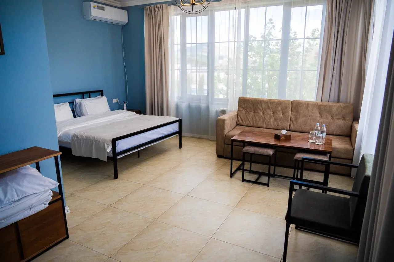 V&V Hotel