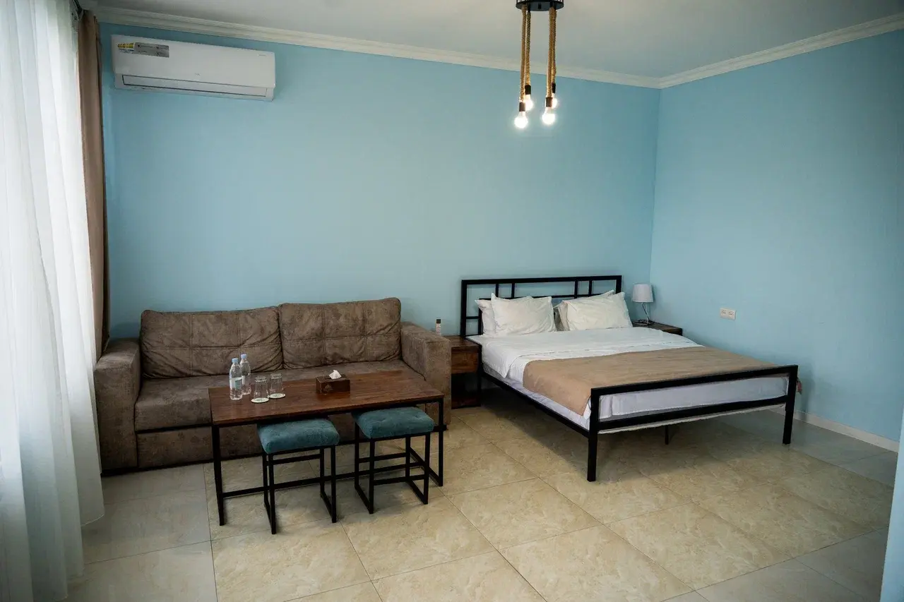 V&V Hotel